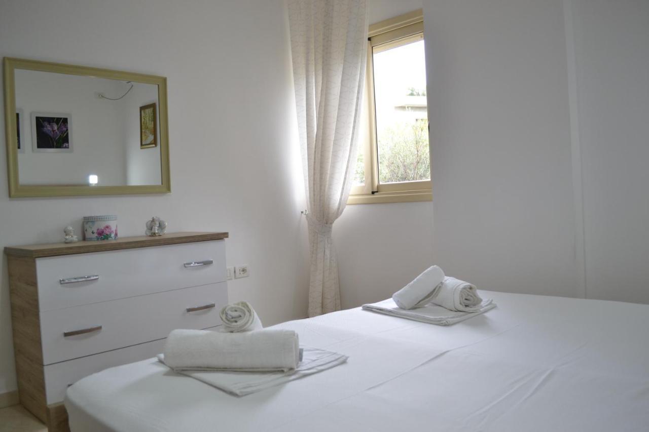 Flowers & Green 2 Bedrooms Apartment & Box Garage Vlore Exterior photo